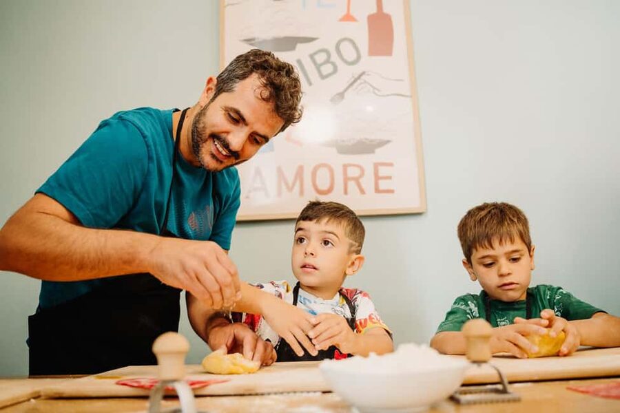 Rome: Traditional Pasta Making Class with Wine & Gelato - Who This Pasta Making Class Is Best For