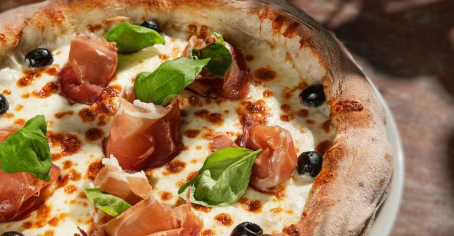 Rome: Traditional Pizza Cooking Class near Piazza Navona - Should you book this pizza class near Piazza Navona?