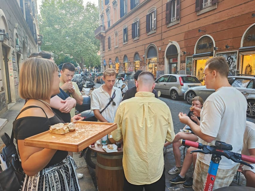 Rome: Trastevere & Campo de Fiori Street Food Walking Tour - Chiostro del Bramante to your first street-food stop