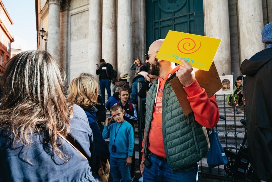 Rome: Trevi Fountain and Underground Guided Tour - Trevi Fountain surface stories: myths, figures, and why they matter