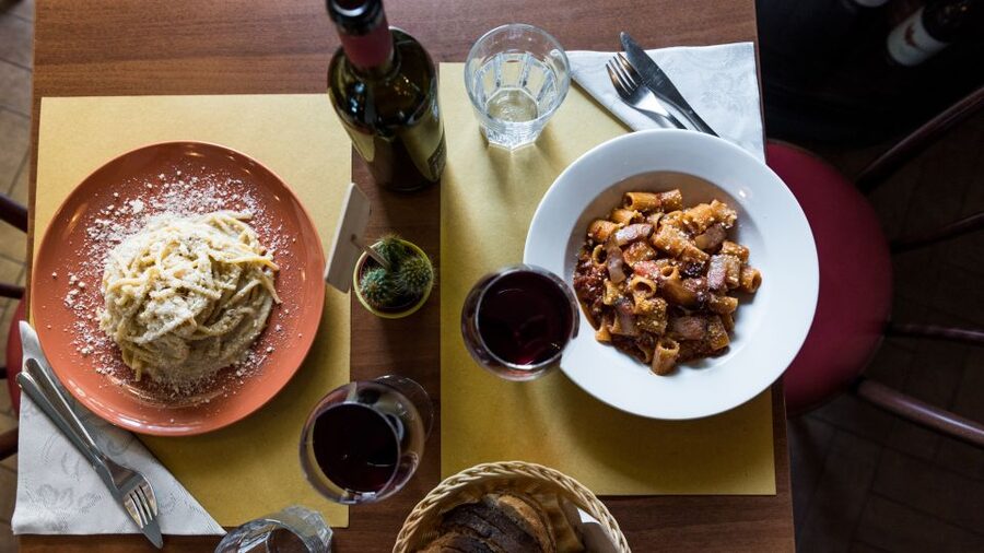 Rome: Twilight Trastevere Food Tour with Wine Tasting - Da Enzo al 29 Skip-the-Line: Why One Shortcut Matters