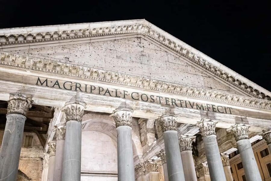 Rome: Under the Moonlight Evening Walking Tour - Piazza Navona Stop 1: Fontana dei Quattro Fiumi and Night Square Energy