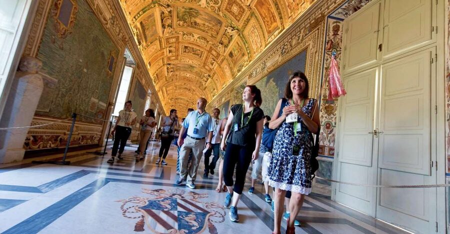 Rome: Vatican City Highlights Tour with Skip-the-Line Entry - Vatican Museums highlights: maps, sculptures, and fast art connections