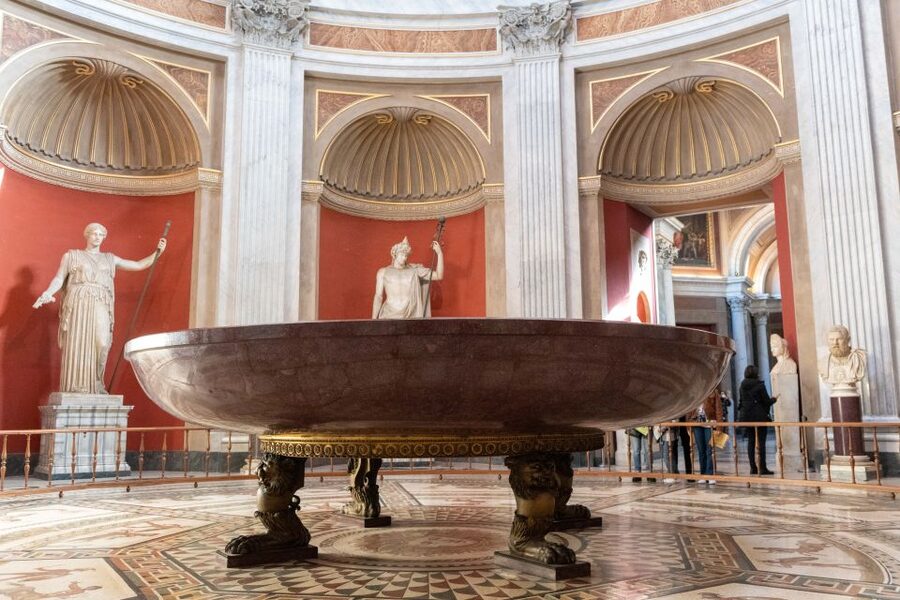 Rome: Vatican Museums, Sistine Chapel, and Basilica Tour - Pine Cone Courtyard and the Pigna Fountain: a smart warm-up before the museum