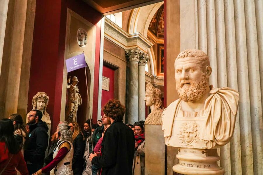Rome: Vatican Museums, Sistine Chapel & Basilica Tour - Gallery of Maps and Vatican Museums: the details you will actually remember
