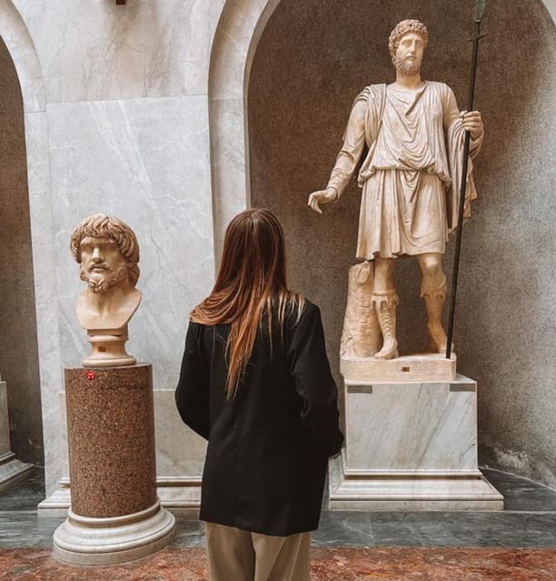Rome: Vatican Museums & Sistine Chapel Skip-the-Line Tour - Where to Meet Near the Vatican Museums Entrance