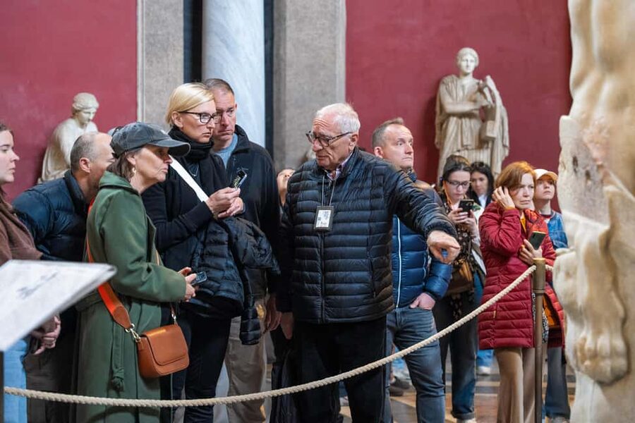 Rome: Vatican Museums & Sistine Chapel Tour with Fast Entry - Check-In at Via Vespasiano 71, Security, and Dress Code Reality