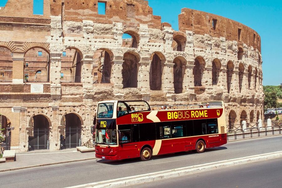 Rome: Vatican Pass, Top Attractions and Free Transport - Free transport and hop-on hop-off buses: the move that prevents Rome from feeling like a chore