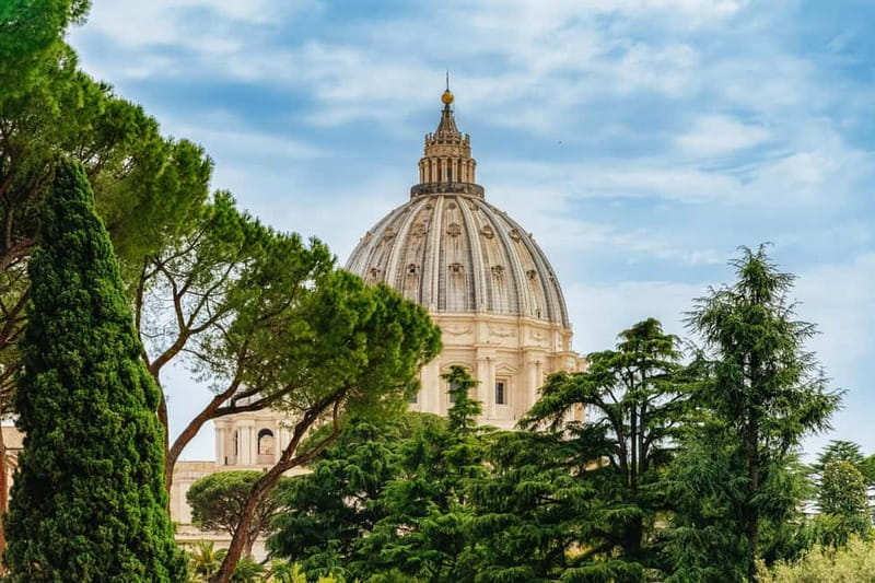 Rome: Vatican, Sistine Chapel and Basilica Guided Tour - The Sistine Chapel Moment: How to Handle 15 Minutes