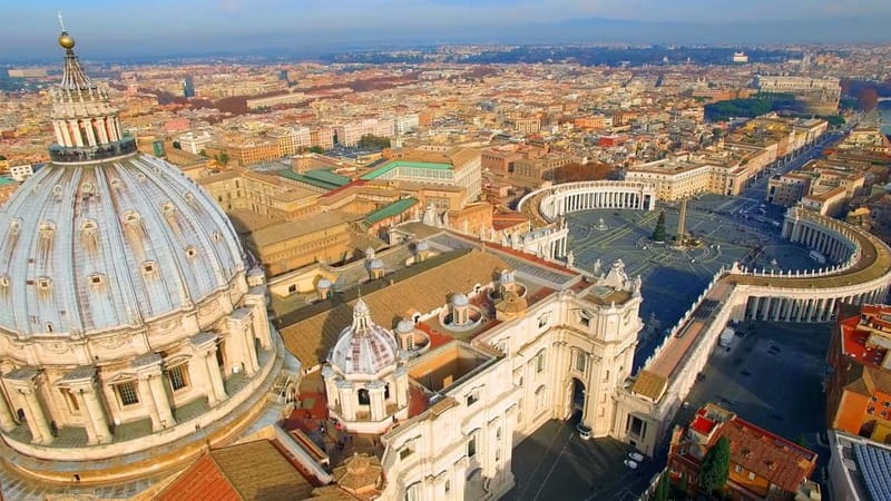 Rome: Vatican, Sistine Chapel & St. Peter's Basilica Tour - Cortile del Belvedere: the quick stop that sets the stage