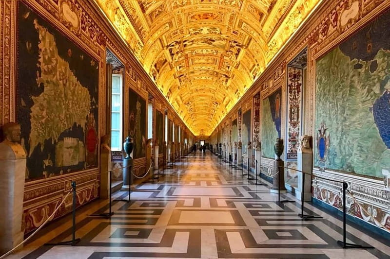 Rome: Vatican, Sistine Chapel & St. Peter's Basilica Tour - Sistine Chapel: how to actually look at The Last Judgment