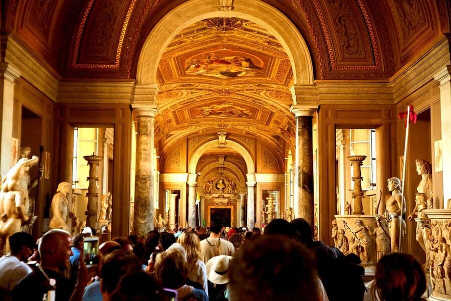 Rome: Vatican & Sistine Chapel Tour + Optional Colosseum - Quick hits
