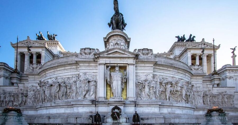 Rome: Vittoriano with Rooftop & Palazzo Venezia Hosted Entry - Who This Fits Best, and Who Might Want Another Style