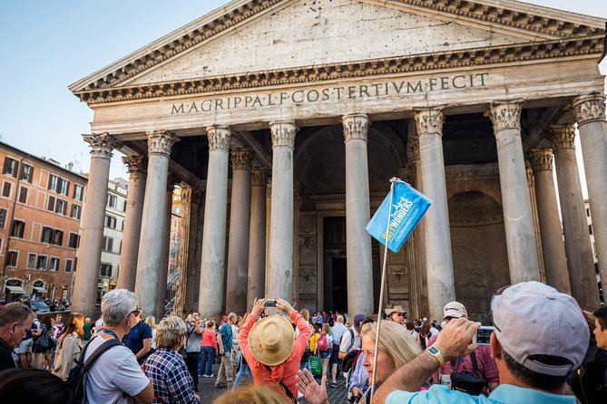 Rome Walking Tour with Piazza Navona, Trevi Fountain and Pantheon - Price and value: when this $35 tour makes sense