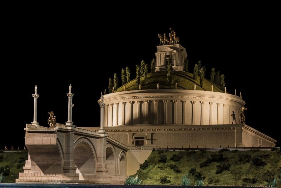 Rome: Welcome To Rome Immersive Multimedia Show - Why this show is a smart first move for your Rome week