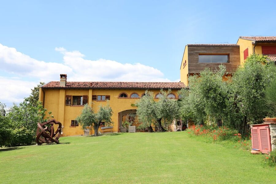 San Felice: Olive Oil Tasting with local food on Garda Hills - Estate intro: history, olive varieties, and the one-oil rule