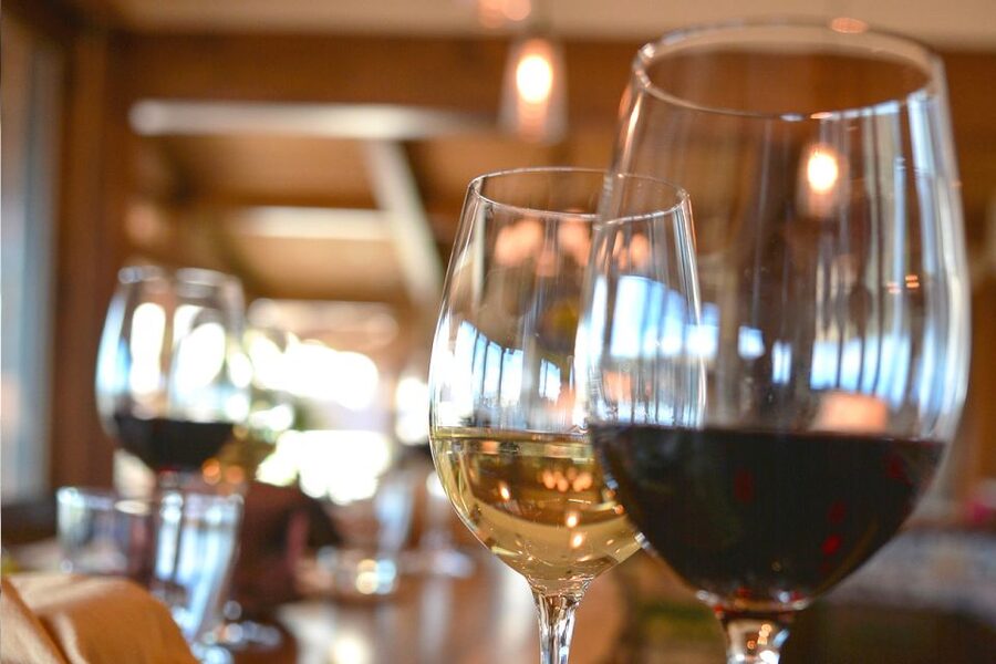 San Gimignano: Lunch or Dinner at a Winery with Wine Tasting - How the meal works: lunch or dinner built around the tasting