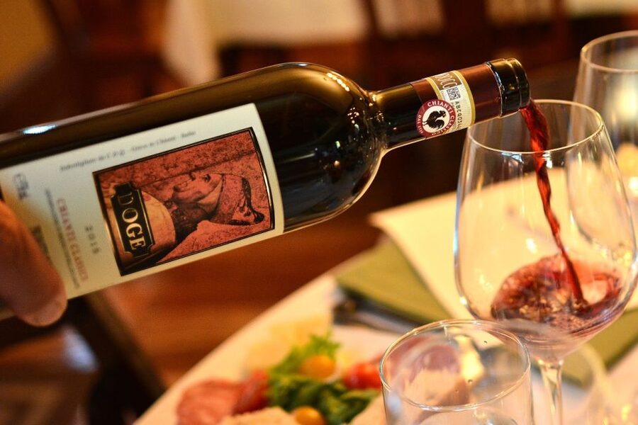 San Gimignano: Lunch or Dinner at a Winery with Wine Tasting - The sommelier part: what you should pay attention to during the talk