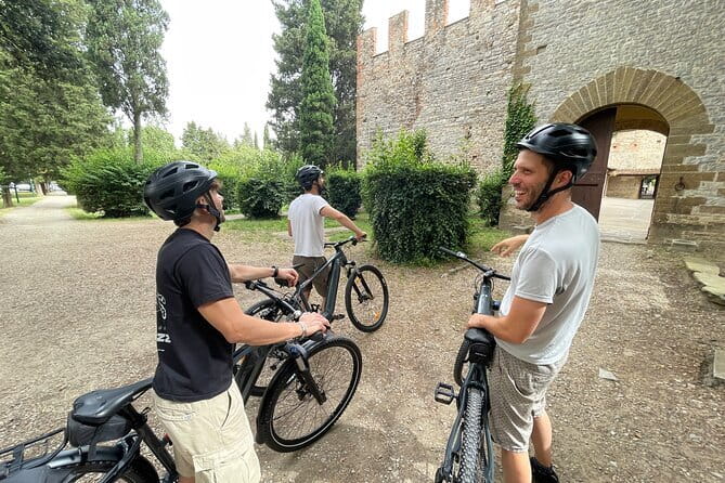 San Gimignano, Siena, Monteriggioni, Chianti Day Trip with Lunch & Wine Tasting - Strada Statale 222 Chiantigiana: Winery Day That Includes Real Food