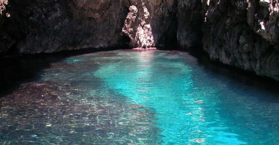 Santa Maria di Leuca: Caves Boat Tour - Two routes in one tour: Adriatic caves vs Ionian caves