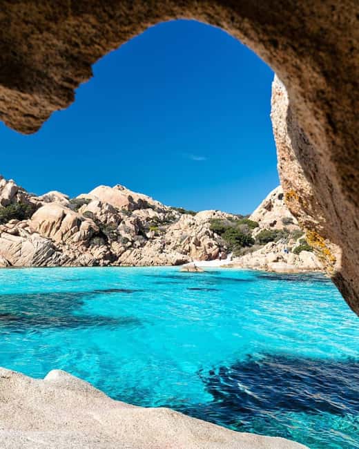 Sardegna: Tavolara Boat Tour with Snorkeling - Punta Spalmatore: A Midday Photo Stop With Another Chance to Get in the Water