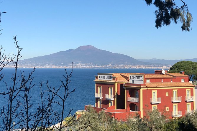 Secrets Walks of Sorrento with a Local - Sedile Dominova and Piazza Tasso: Where Power Sat