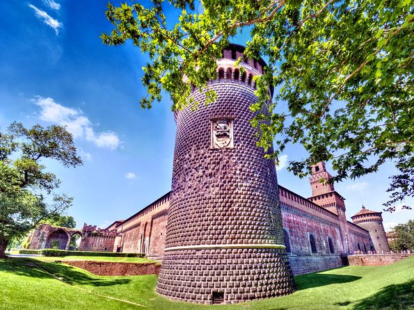 Sforza Castle and Michelangelo's Pietà Rondanini guided experience - Bathroom breaks and comfort: plan for limited space