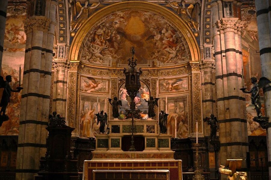Siena Walking Tour with Cathedral and Crypt & Museum Option - Which version is best for you: 2 hours or 3 hours