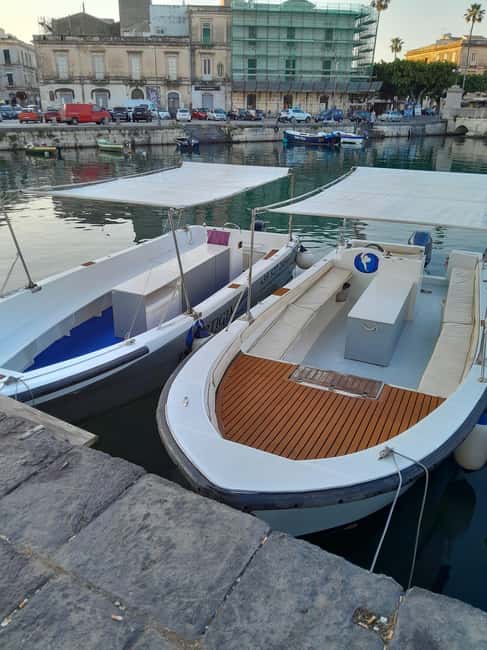 Siracusa: Ortigia Boat Tour with Marine Grotto - Why Ortigia by boat is the smartest sightseeing move
