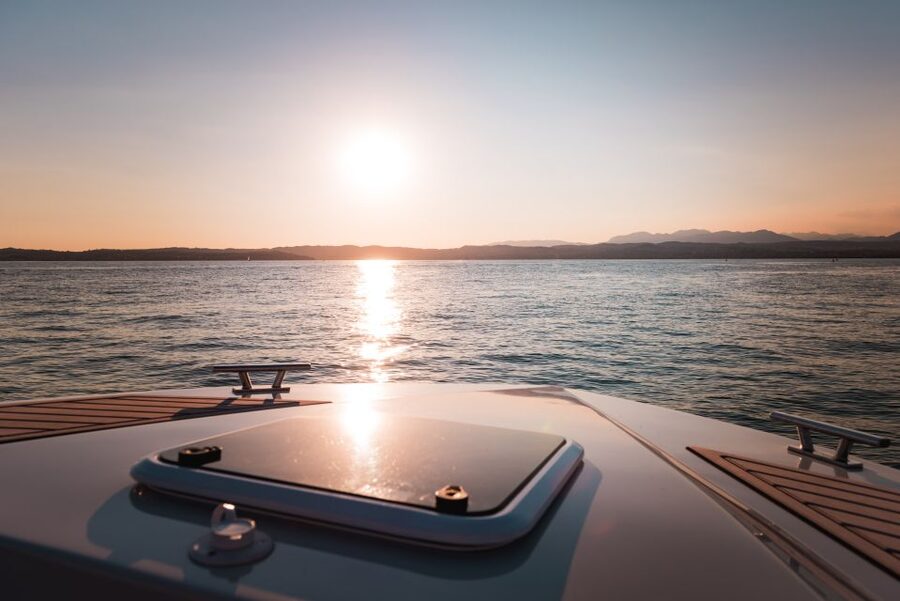 Sirmione: Sunset Boat Cruise with Local Wine - Wine and Prosecco: Included Drinks Without the Awkwardness