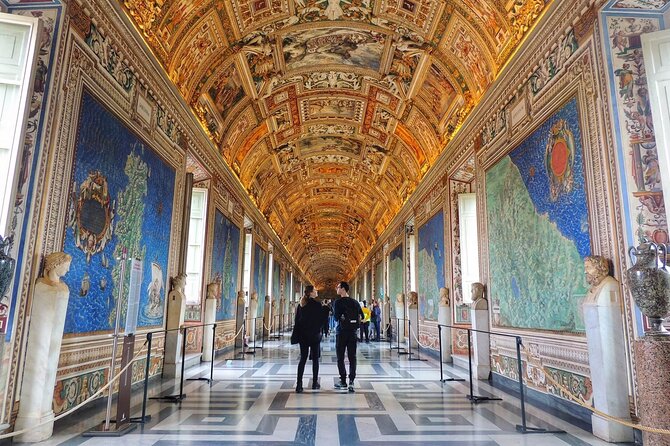 Sistine Chapel, Vatican Museums & St Peter's Small Group Tour - Stanze di Raffaello and the Sistine Chapel, without losing the wow factor
