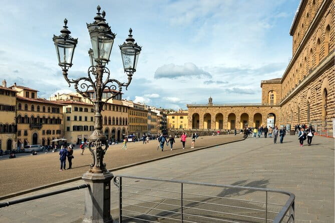 Skip the Line: Accademia Gallery Priority Entry Ticket with eBook - Planning Your Timing for Crowds and Photos