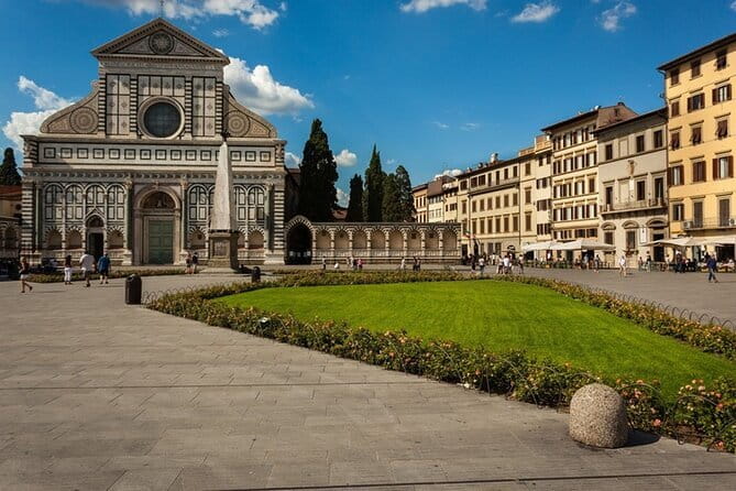 Skip-the-Line Accademia Guided Visit: David Secrets and Beyond - Pacing and crowds: why morning usually wins
