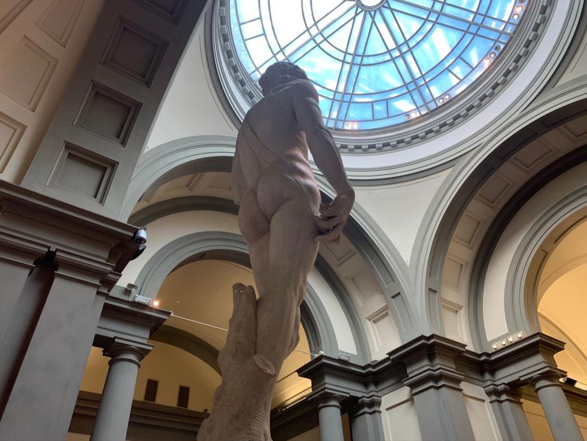 Skip-the-Line Accademia Tour – See Michelangelo’s David! - Arriving for the Accademia, meeting point and mindset