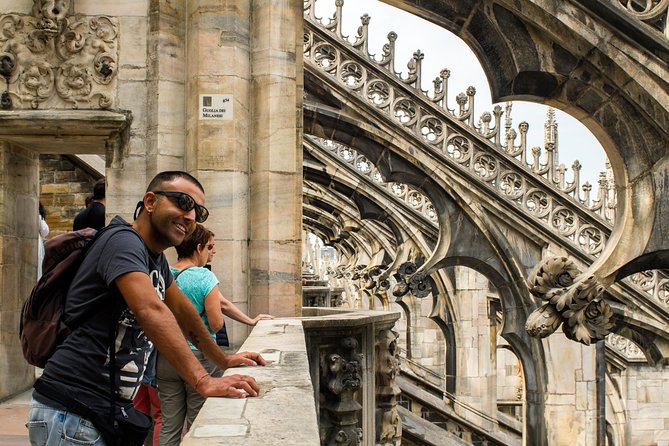 Skip The Line: Best Of Milan Tour With Last Supper & Milan Duomo - Stop 2: Milan walk, Teatro alla Scala from the outside