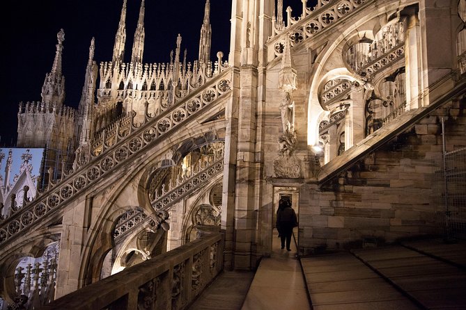 Skip The Line: Best Of Milan Tour With Last Supper & Milan Duomo - Stop 3: Inside the Milan Duomo, where the rules get real