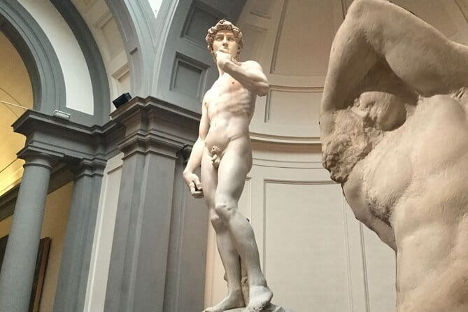 Skip the line : David Guided Experience - What you see besides David at the Accademia
