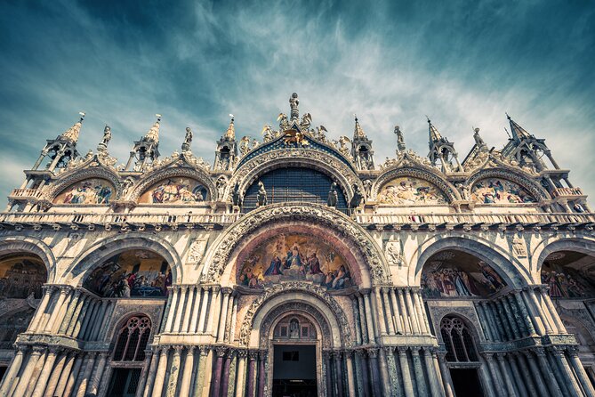 Skip-the-Line: Doge's Palace & St. Mark's Basilica Fully Guided Tour - Stop 2: Palazzo Ducale, where Venetian government becomes art
