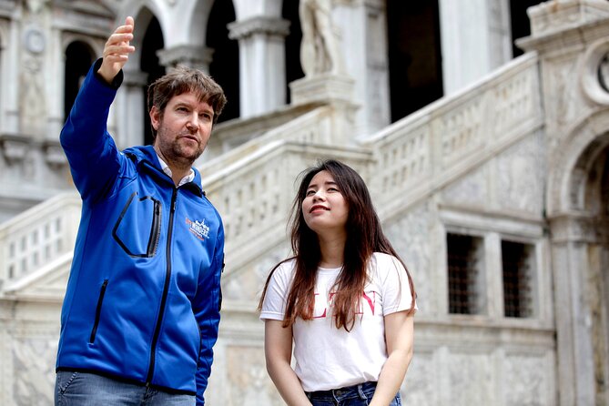 Skip-the-Line: Doge's Palace & St. Mark's Basilica Fully Guided Tour - How the tour runs in the real world, from meeting point to finish