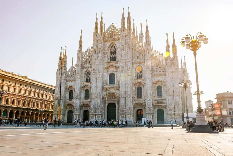 Skip-the-Line Duomo & La Scala Museum Tour + Hop On Hop Off - Two Icons in One Guided Swing: La Scala Meets the Duomo