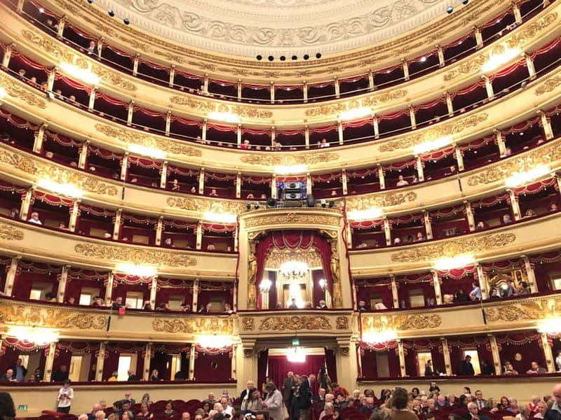 Skip-the-Line Duomo & La Scala Museum Tour + Hop On Hop Off - Milan Cathedral (Duomo): Why the Vaults Feel So Tall, and the Dress Code Doesn’t Joke