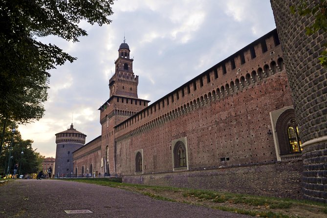 Skip the Line: Essential Milan Tour Including Da Vinci's 'The Last Supper' - Piazza Santa Maria delle Grazie: lining up for Leonardo’s moment