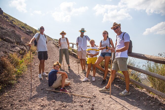 Skip-the-Line Pompeii & Mt. Vesuvius Day Trip from Naples - Food and breaks: plan for lunch on your own