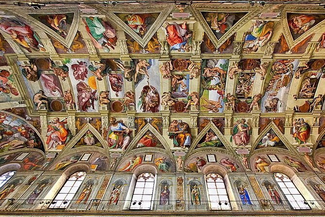 Skip the Line Vatican, Sistine Chapel and Basilica Guided Tour - Stopping for context, not just photos