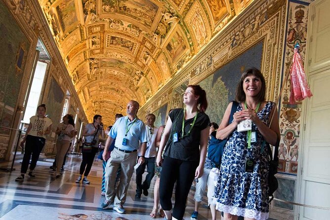 Skip-the-Line Vatican, Sistine Chapel & St. Peter's | Small Group - The Big Advantage: Skip-the-Line Entry With a Small-Group Pace