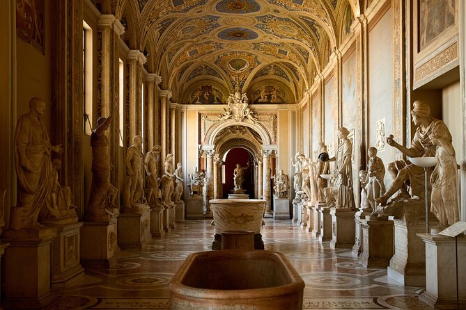 Skip the line Vatican & Sistine Chapel Tour - St. Peter’s Basilica is not in this tour, plan your next move