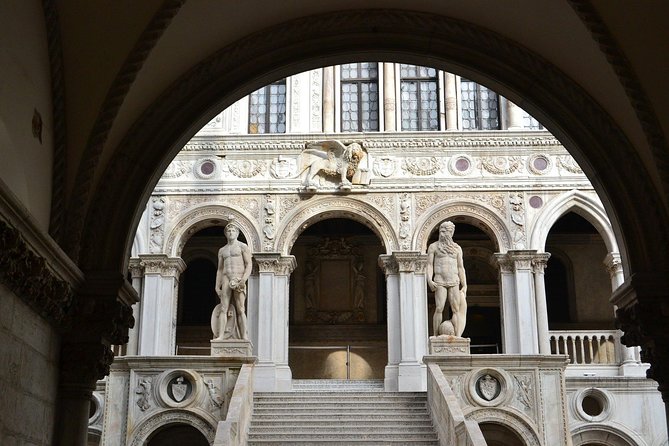 Skip the Line Venice Doge's Palace and St. Mark's Basilica Tour - Check-in, headsets, and pacing: the stuff that makes or breaks your day