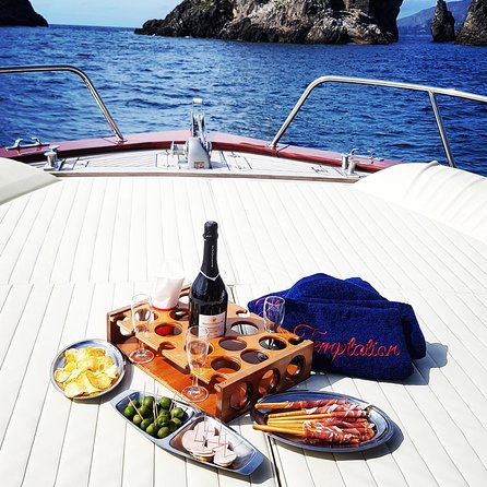 Small Group Boat Tour: Day Cruise from Sorrento to Capri - Who this tour suits best, and who might not love it