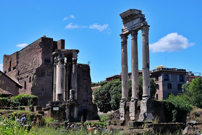 Small Group Colosseum, Roman Forum & Palatine Hill Tour - Timing, order, and why late-morning departures are a real advantage
