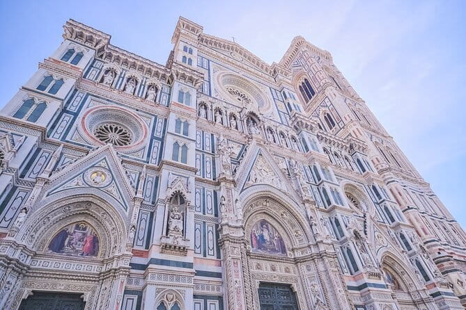 Small Group Florence Cathedral Guided Tour with Priority Access - Getting oriented at Piazza San Giovanni and the Duomo exterior colors